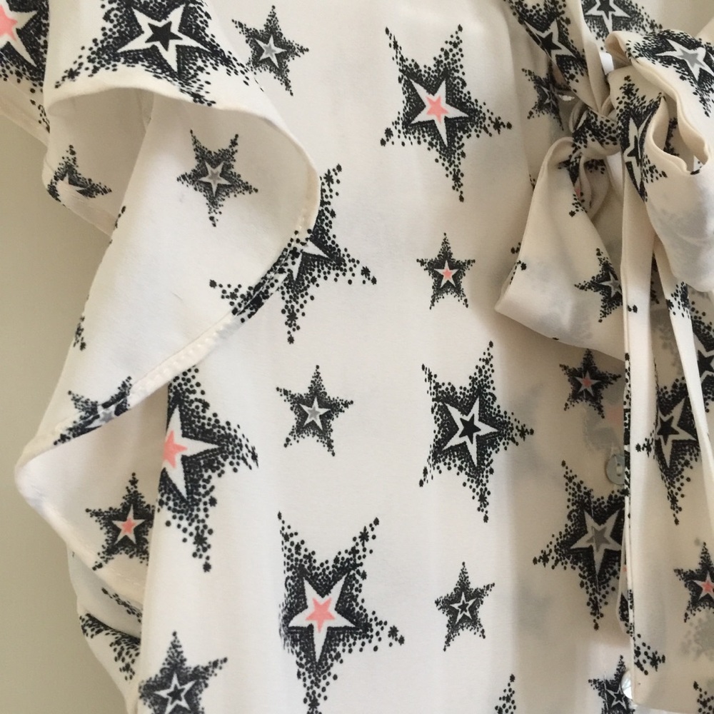 Brand new sleeves top